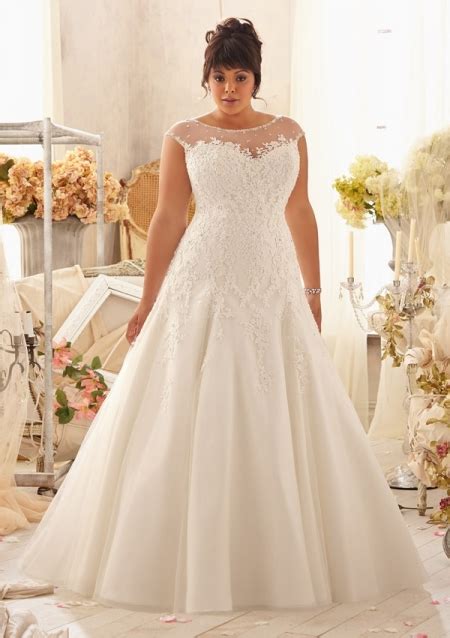 Plus Size Wedding Dresses Beautiful Looks For Women With Curves Ohh