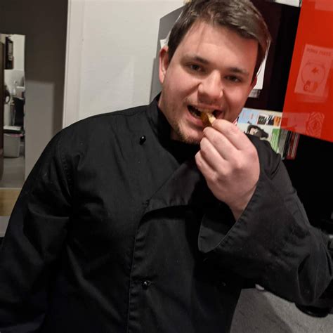 Dazu gehört die morgensendung der neue morgen bei radio essen, die zwischen 6 und 10 uhr gesendet wird, das vormittagsprogramm radio essen am vormittag, welches von 10 bis 12 uhr gesendet wird und das nachmittagsprogramm radio essen am nachmittag, welches seinen sendeplatz zwischen 14 und 18 uhr findet, darin eine tageszusammenfassung der wichtigsten ereignisse aus essen zwischen 17 und 18 uhr. Radio Essen: Der Takeaway-Test - So schmeckt Essen ...