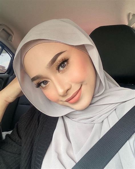 Mira Meera On Instagram “maka Bermulalah Gambar Muka Dgn Makeup