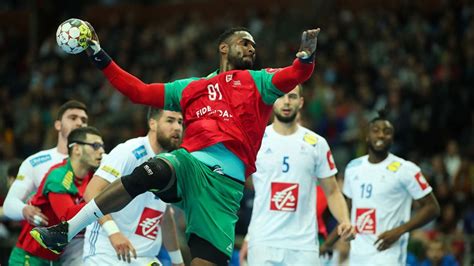 Observe the andebol 1 standings in portugal category now and check the latest andebol 1 table, rankings and team performance. Andebol: Portugal vence a França na estreia do Euro2020 ...
