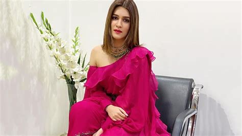 Kriti Sanon Wears A Ruffled Pink Jumpsuit Sari By Ridhi Mehra Vogue India