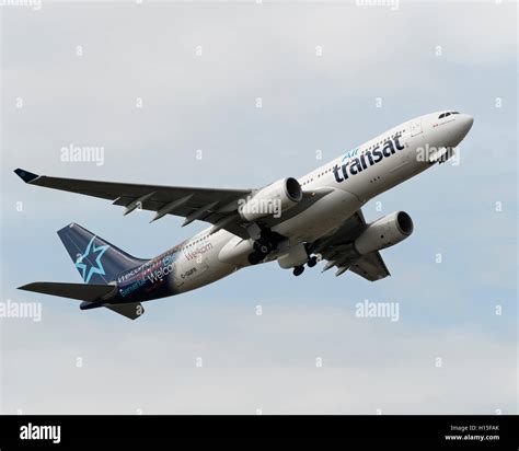 Air Transat Airbus A330 200 C Gufr Stock Photo Alamy