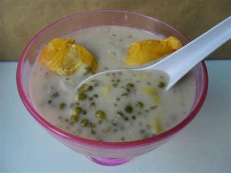 Kitchen mak tok (sajian dapur bonda): From Bakery 2 Embroidery: Bubur Kacang Hijau + Durian..
