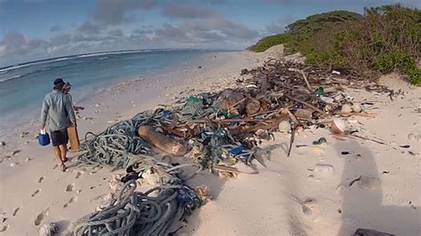 414 Million Pieces Of Plastic Found On Remote Aussie Islands — 9news