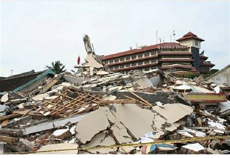 Gempa Jogja Kiamat Bagi Bantul Warga Tewas Refleksi Tahun Silam Desk Jabar