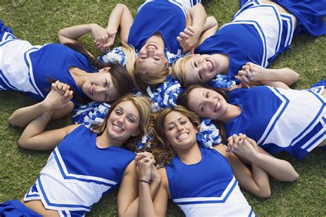 The Top 10 Cheerleaders You Need To Survive Your Divorce