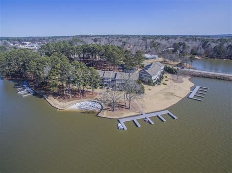 Homes and properties for sale in oconee. Lake Oconee Real Estate