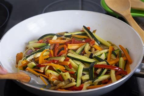 Aprendé A Preparar Verduras Salteadas Para Complementar La Dieta Diaria