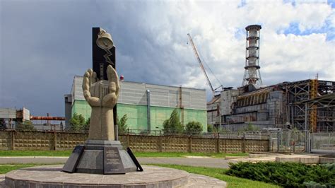 Radiation Spike As Forest Fire Hits Chernobyl Nuclear Zone The Moscow