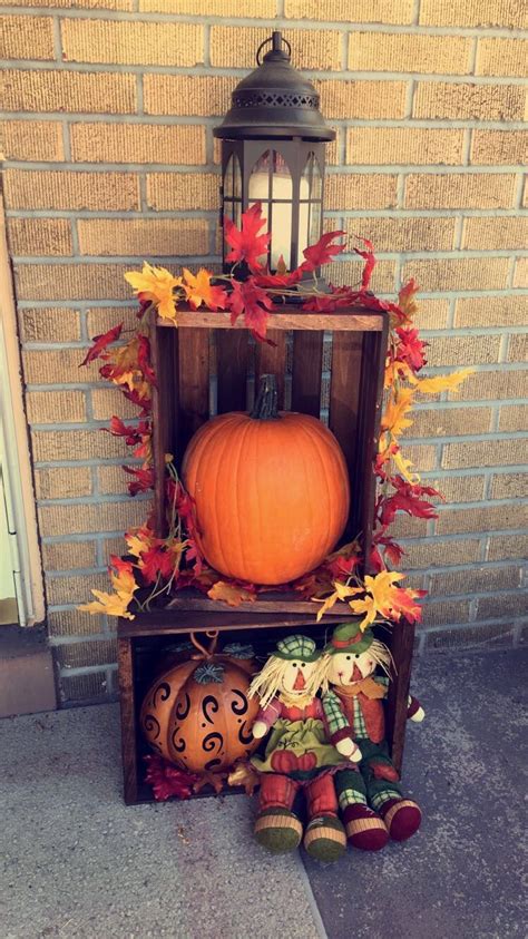 Fall Porch Decor With Crates