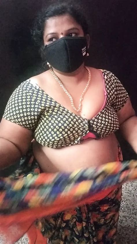 Tamil Mallu Aunty Removing Dress Part 1 Porn 14 Xhamster