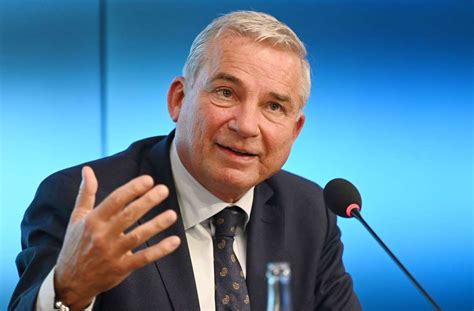 Die union setzt auf differenzen zwischen olaf scholz und der spd. Kanzlerkandidatur von CDU und CSU: Strobls hochriskantes ...