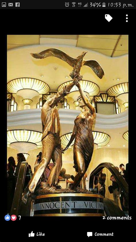 Mohamed al fayed commissioned the bronze statue, which shows his son and diana holding hands and releasing a bird, after they were killed in a paris car crash in 1997. Statue in Harrods," Inocent Victims" yo honor Diana and Dody | Princess diana and dodi, Princess ...