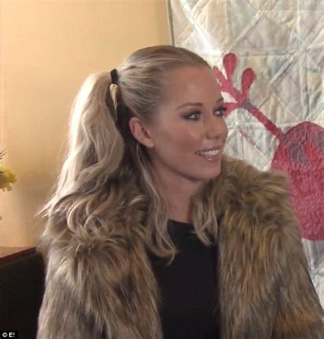 Kendra Wilkinson Does Not Want To Be Pregnant Again Daily Mail Online