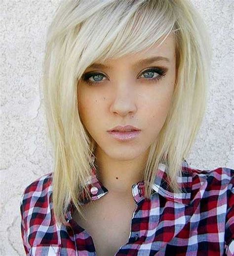 Side swept bangs are one of the versatile look which goes perfectly with any kind of facial structure and matches well with the personality. Best Hairstyles with Side Swept Bangs | Hairstyles ...