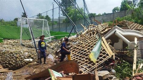 Reaksi Wali Kota Cimahi Terkait Penyebab Utama Banjir Yang Disebut