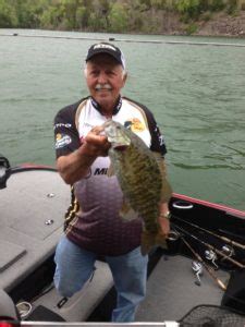 Went out fishing with tyler from reidangling. Fishing on Dale Hollow Lake from Sunset Marina and Resort