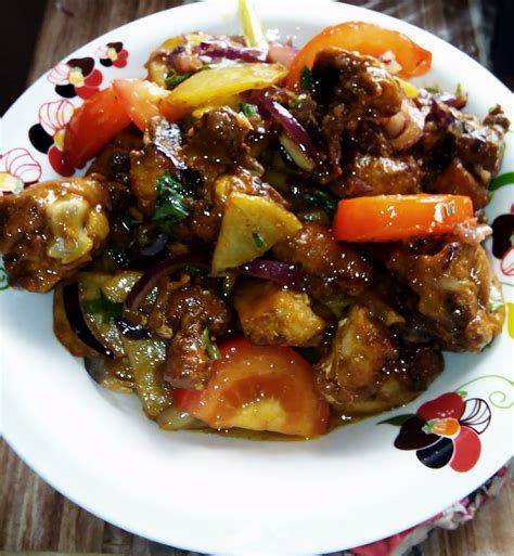 Dapatkan resepi penuh daging goreng kunyit di: Diari Siti Ruqaiyah 313: Resepi Ayam Masak Goreng Kunyit