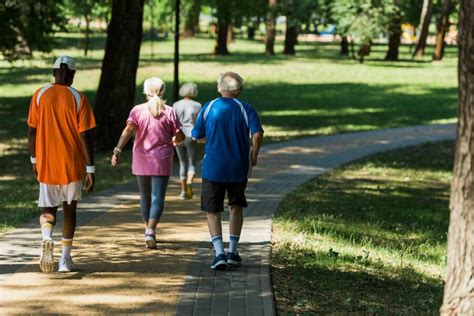5 Health Benefits Of Walking For Seniors Gudstory
