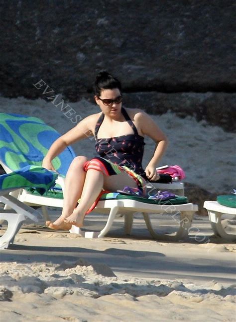 Amy Lee On The Beach Exclusive By On Deviantart