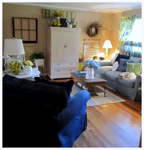 the corson cottage: Quaint Country Cottage ~ Living Room Update at my Mom's