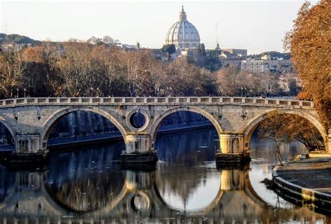 The Ponte Sisto Rome Walks In Rome Est 2001