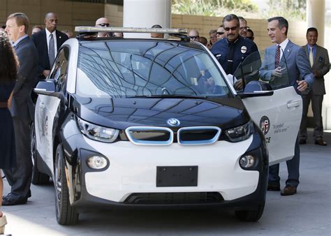 Submitted 1 year ago by itsjustng. LAPD Gets BMW i3 Police Car as a Loaner for Twelve Months - Photo Gallery - autoevolution