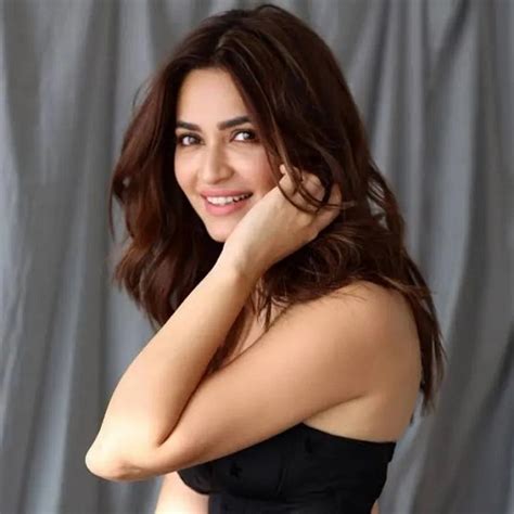 Kriti Kharbanda Thanks Her Fans As She Completes 13 Years In Film Industry Dynamite News