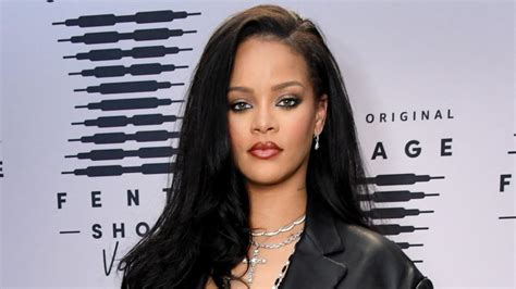 Rihanna Steps Down As Ceo Of Savage X Fenty
