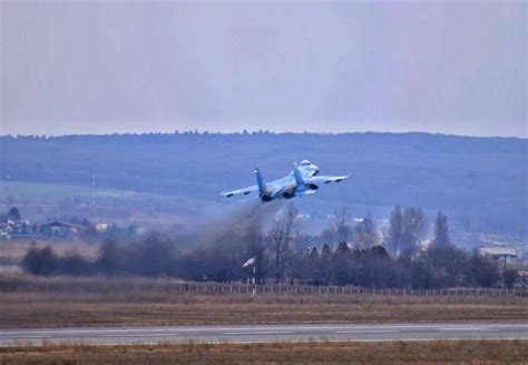 Romania Returns Ukrainian Air Force Su 27 Flanker Fighter Jets World