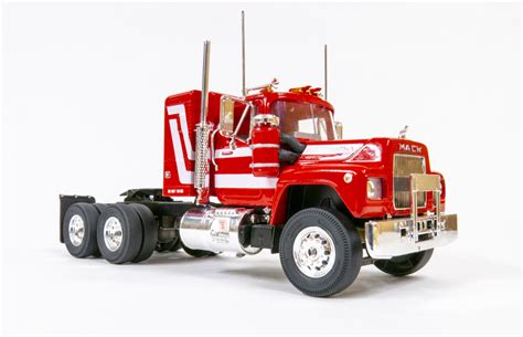 Revell 132 Scale Mack R Conventional Truck Plastic Model Kit Review