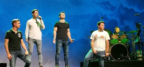 Pin By Donna Hart On Celtic Thunder Byrne And Kelly And The Lads