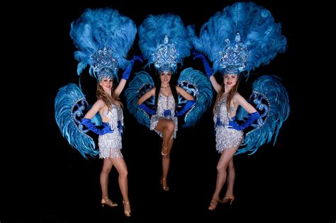Hire Samba Dancers in Toronto: Turn Your Party into a Carnival