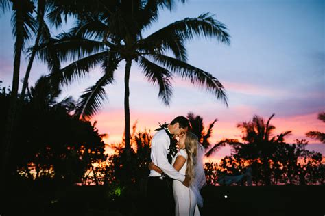 Hawaii Wedding Photographer Loulu Palm Estate Mersadiolson