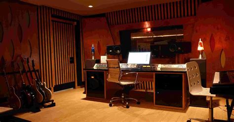 9 Tips for Running a Successful Recording Studio — Pro Audio Files