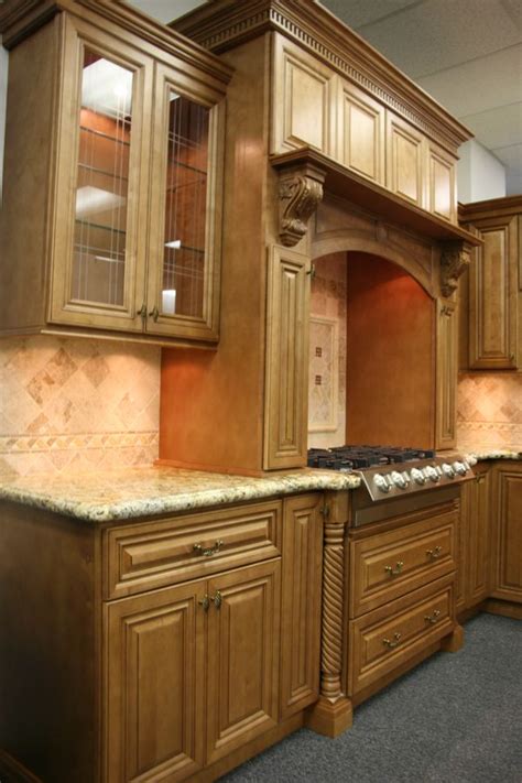 Maple is the one of the hardest and second most popular of all the cabinet woods. Glazed Toffee #Kitchen Cabinets | Kitchen cabinets ...