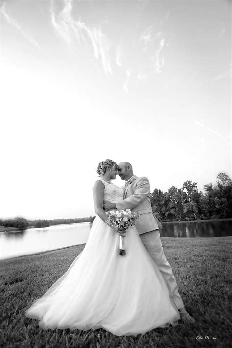 Inexpensive Wedding Photography | Engagement Photographer