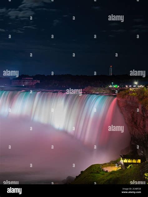 Niagara Falls Illuminated At Night Stock Photo Alamy