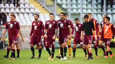 Sinisa mihajlovic può tirare un sospiro di sollievo per il ritorno del suo difensore. Torino in verde: gran gesto in onore alla Chapecoense ...