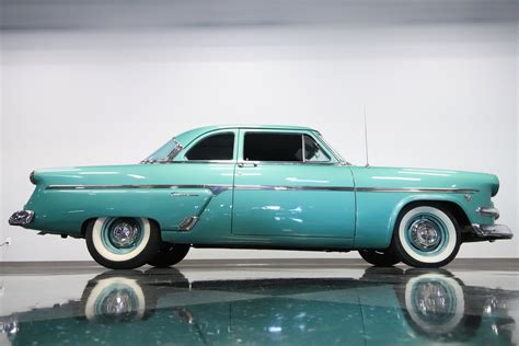 Ford customline tudor sedan six (man. 1954 Ford Customline Club Coupe | Streetside Classics ...