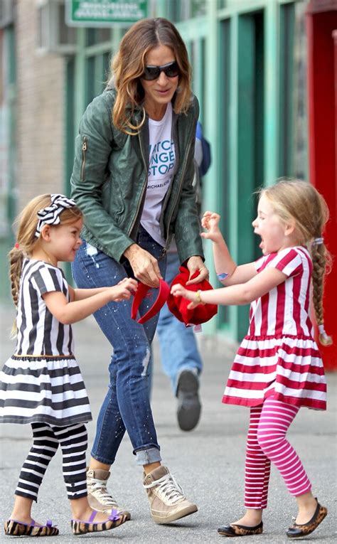 Double Trouble Sarah Jessica Parkers Twin Daughters Wear Matching Outfits In New York City E