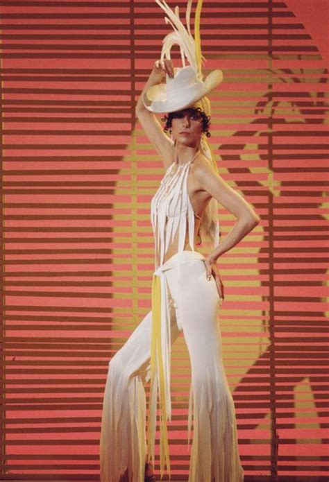 Cher S Most Iconic Fashion Moments Over The Last 6 Decades Artofit