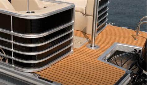 Pontoon Boat Composite Decking Is It Worth It Pontooners