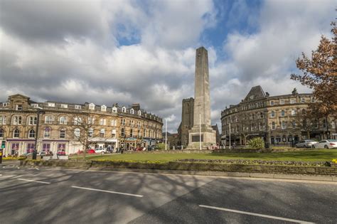 5 Of The Best Things About Town Centre Living In Harrogate Feather