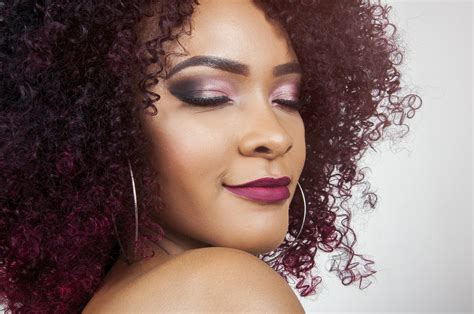 The Best Guide On How To Style Curly Hair