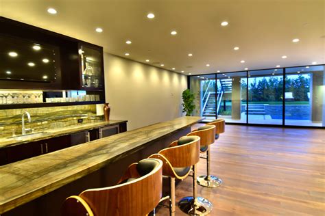 15 High End Modern Home Bar Designs For Your New Home