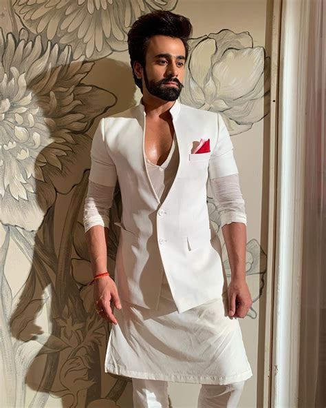 Indian television actor (born 1989). Why Pearl V Puri Should Be Featured In More Music Videos ...