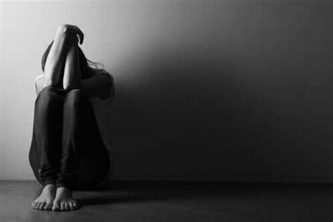 6 Signes Indiquant Quune Personne Pense Au Suicide Nos Pensées
