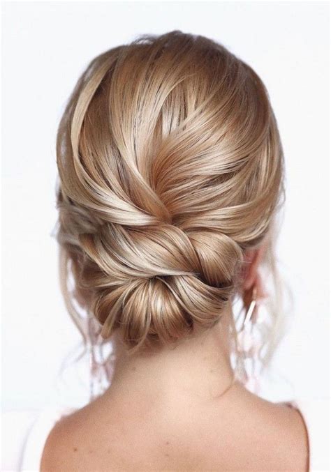 Trendy Low Bun Wedding Updos And Hairstyles Up Dos For Medium Hair Medium Hair Styles