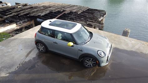 Mini Cooper Se Review The Electric Hot Hatch Is Here Techradar